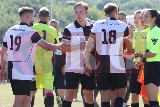 GLOSSOP NORTH EBD V UNITED LEGENDS  (185).JPG