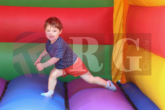 BIG FAIR CYSTIC FIBROSIS GLOSSOP (8).JPG