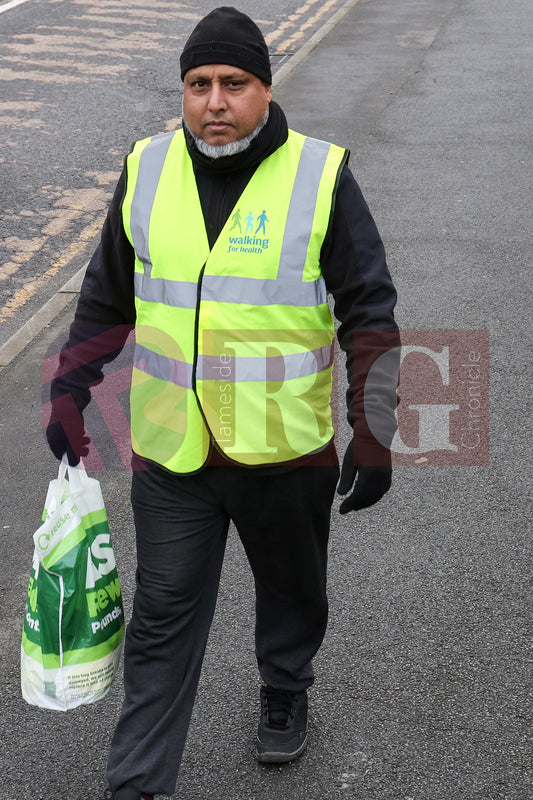 WALK WITH THE MAYOR HYDE TO DUKINFIELD (34).JPG