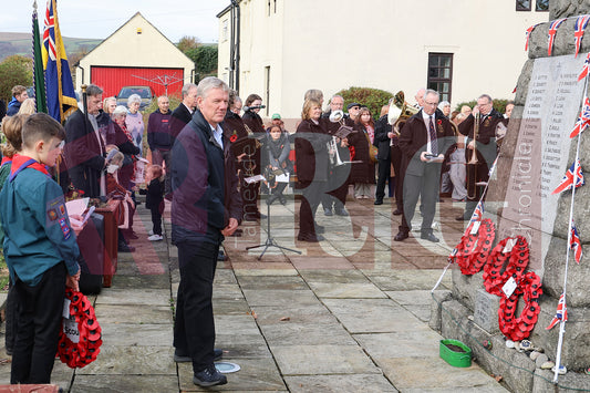 TINTWISTLE WAR MEMORIAL 2025 (67).JPG