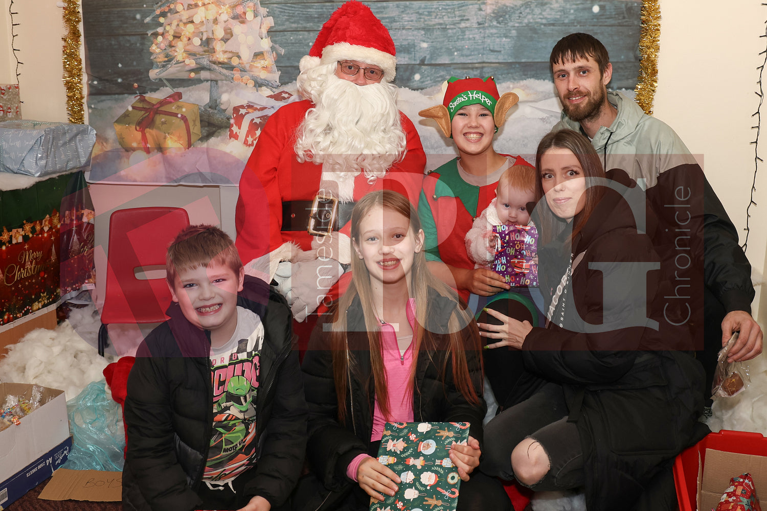 GAMESLEY YOUTH CENTRE XMAS FAIR  (26).JPG