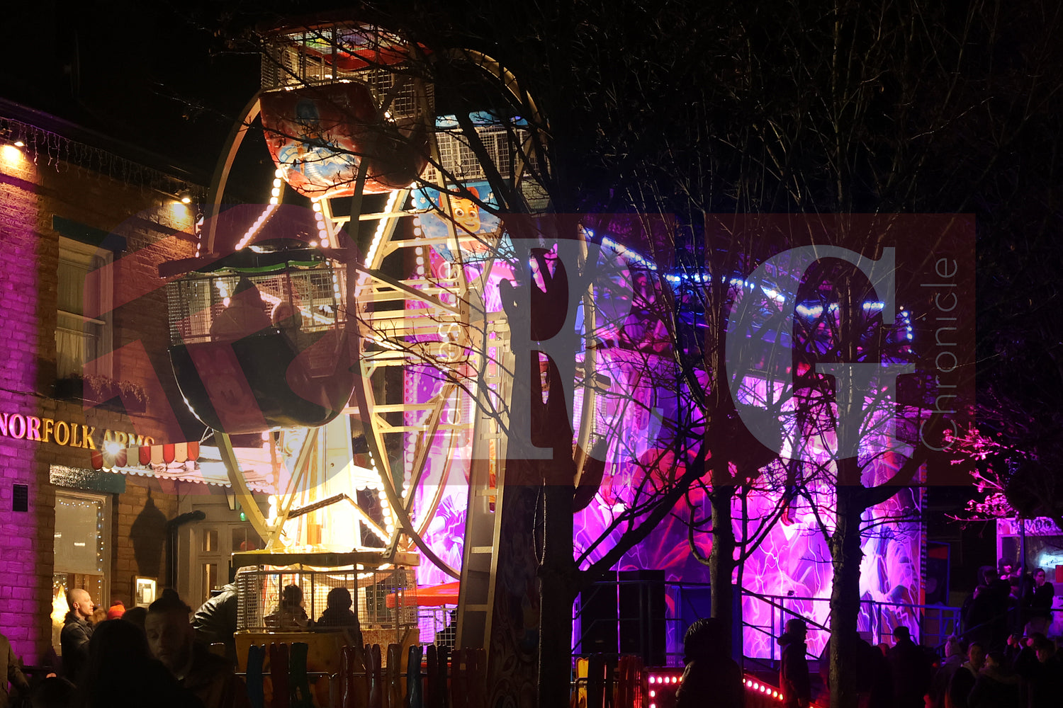 GLOSSOP LIGHTS SWITCH ON 2024 (74).JPG