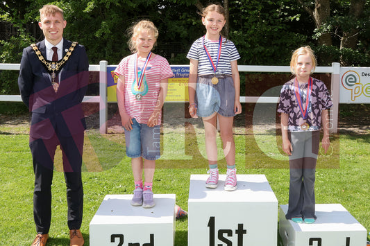 TINTWISTLE CHIDREN'S GALA  (125).JPG