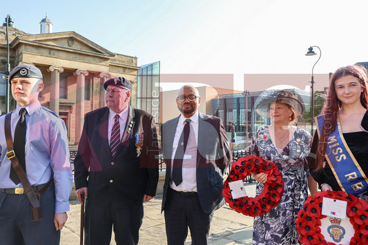 VJ DAY 80 OLDHAM EVENING  (6).JPG