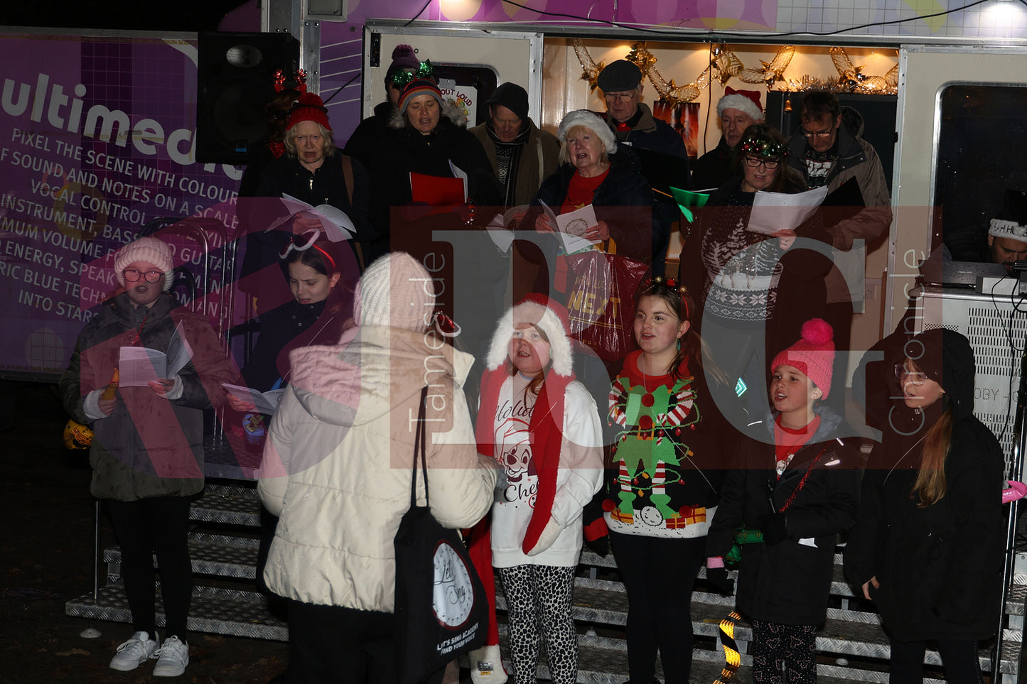 RYECROFT HALL XMAS FAIR (34).JPG