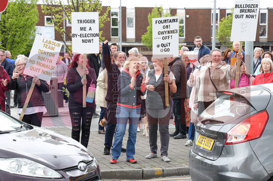 CALLING FOR MP TO GO DENTON 2025 (41).JPG