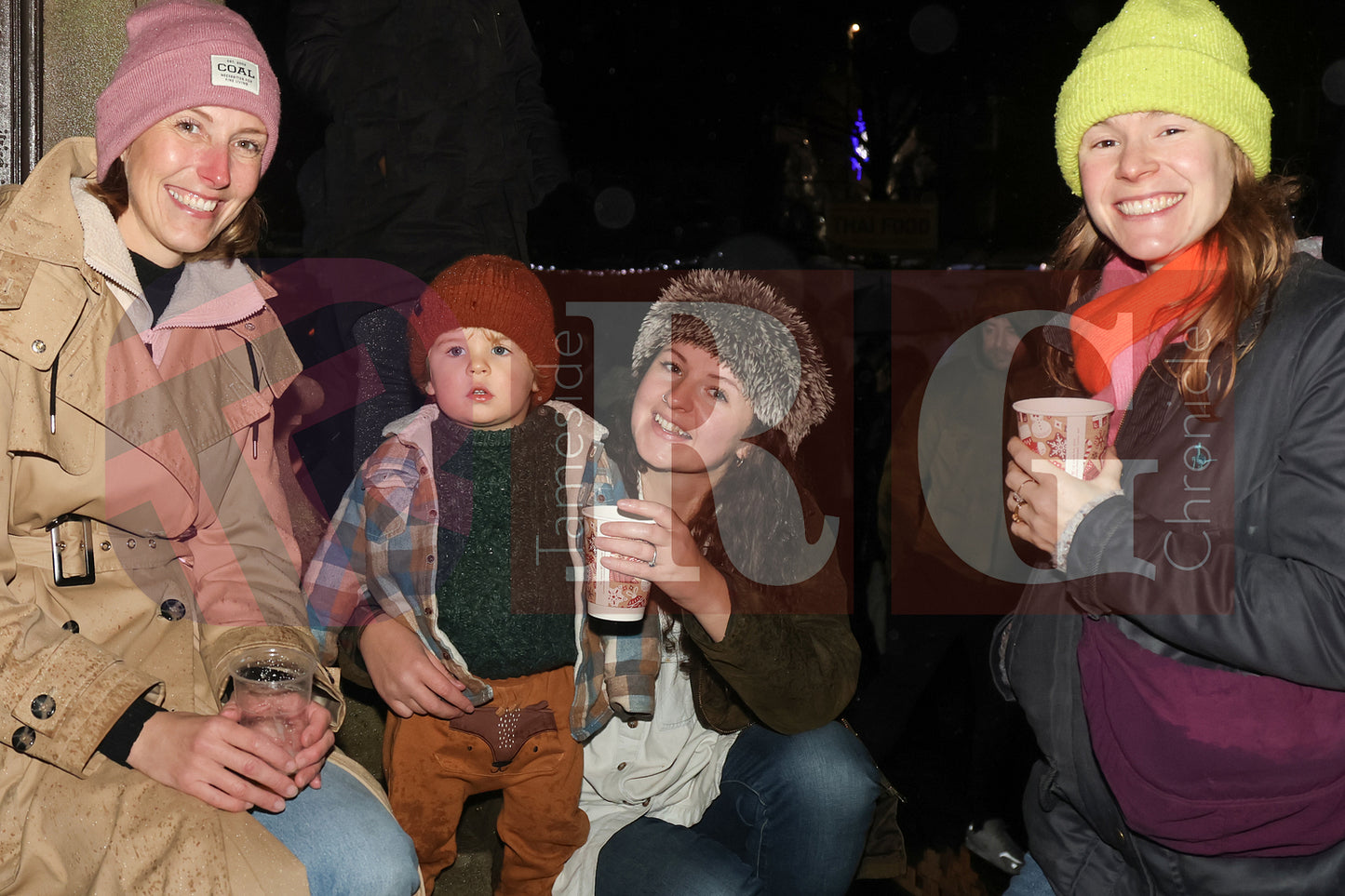 GLOSSOP LIGHTS SWITCH ON 2024 (47).JPG