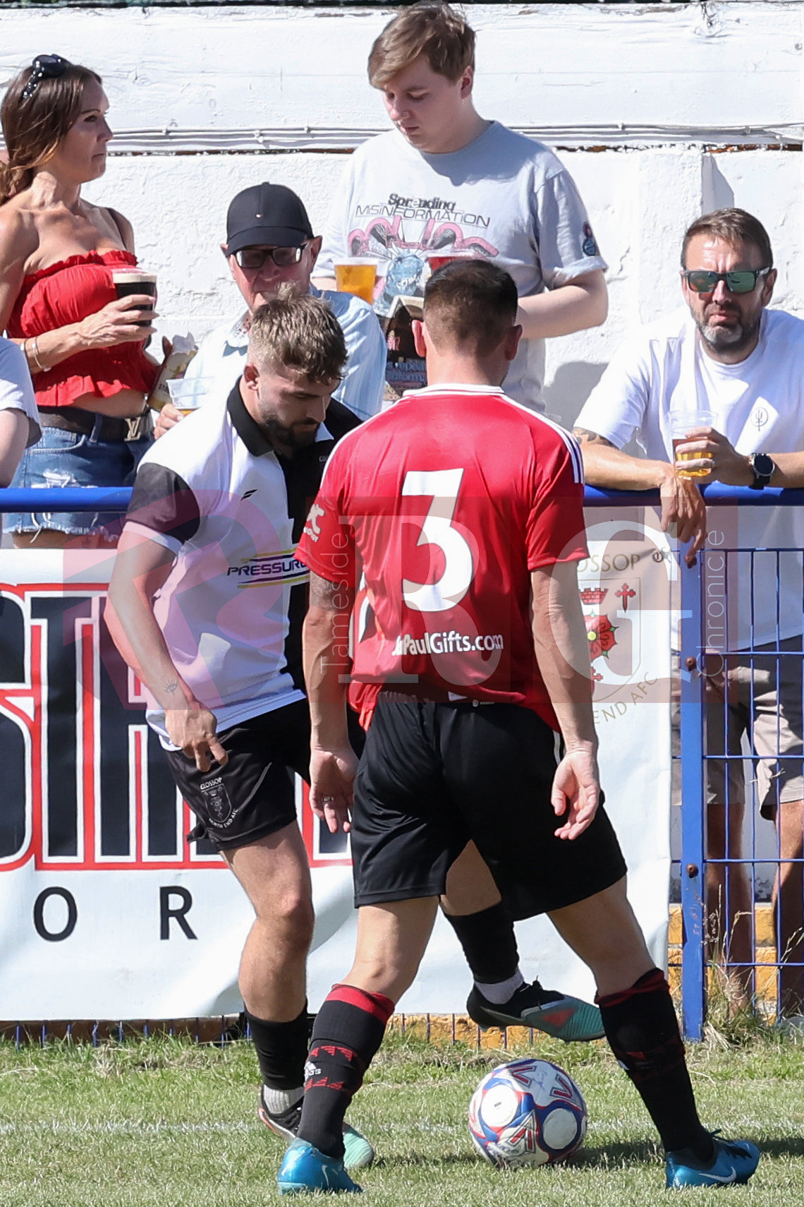 GLOSSOP NORTH EBD V UNITED LEGENDS  (115).JPG