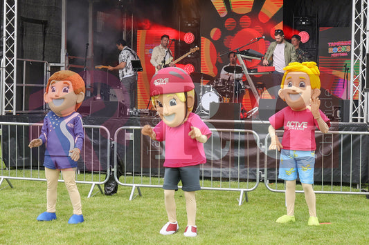 KEN WARD HATTERSLEY TAMESIDE ROCKS  2025 (63).JPG