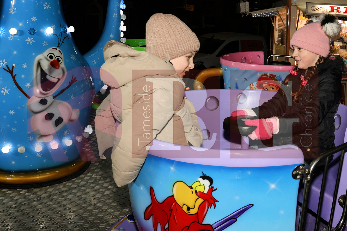DUKINFIELD LIGHTS SWITCH ON (3).JPG