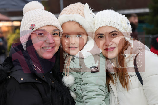 DENTON LIGHT SWITCH ON (39).JPG