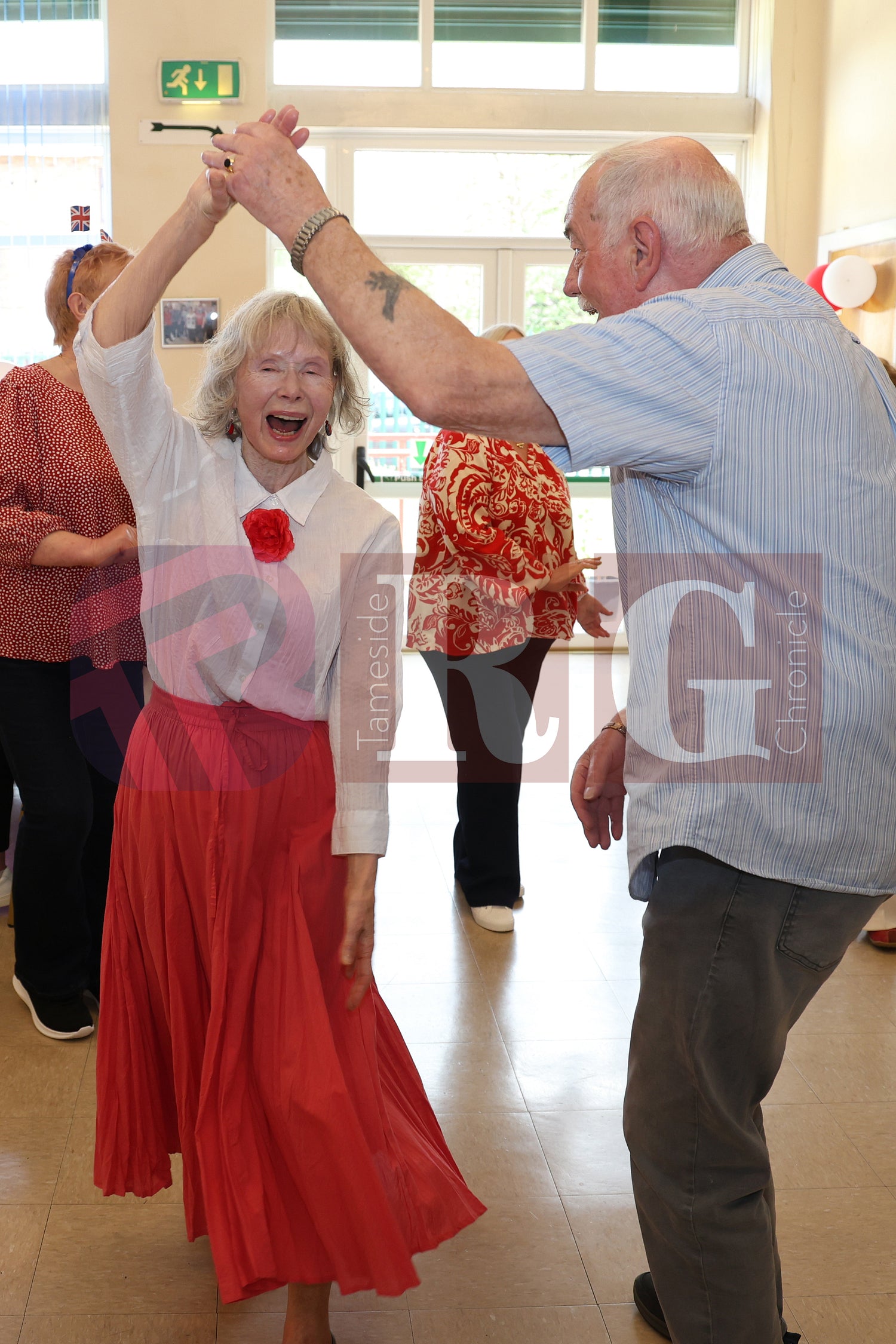 ST. GEORGES DAY GRAFTON CENTRE HYDE (105).JPG