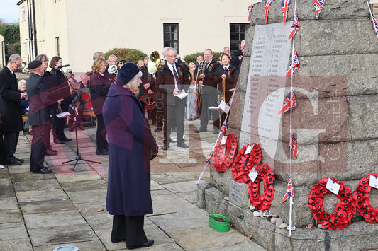 TINTWISTLE WAR MEMORIAL 2025 (58).JPG