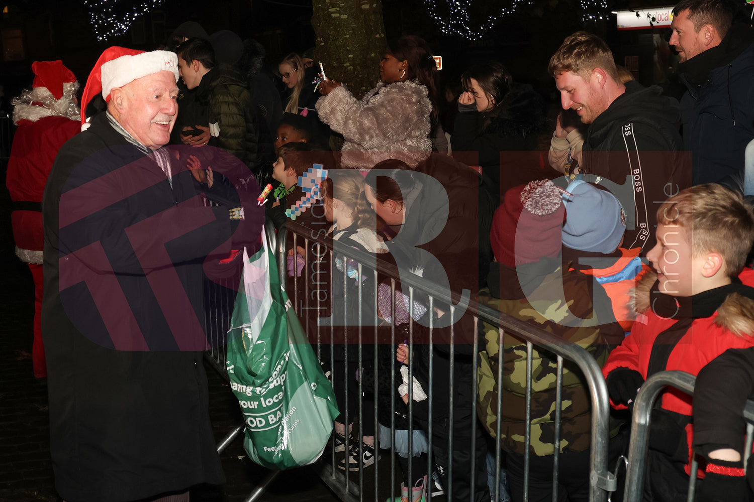 DUKINFIELD LIGHTS SWITCH ON (61).JPG