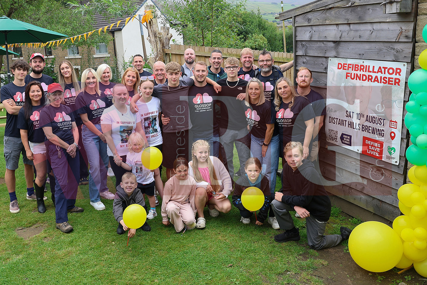 DEFIB FUNDRAISER GLOSSOP (10).JPG