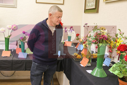 TINTWISTLE GARDENERS SHOW (20).JPG