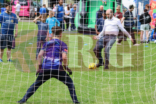 STALYBRIDGE CELETIC 50 YEARS (38).JPG