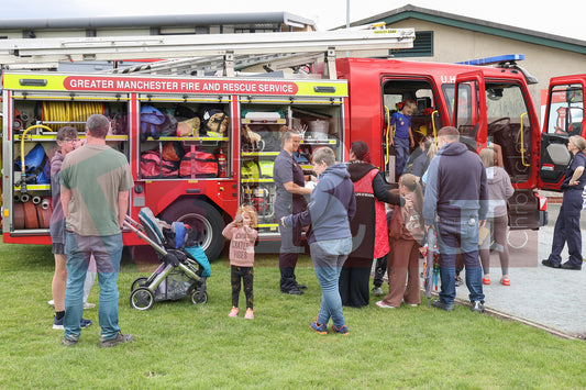 KEN WARD HATTERSLEY TAMESIDE ROCKS  2025 (57).JPG