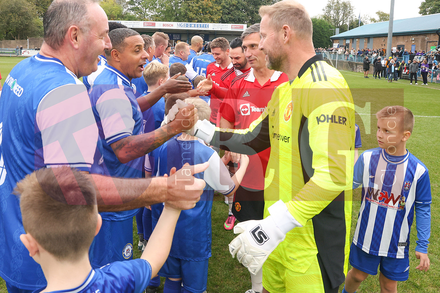 STALYBRIDGE CELTIC LEGENDS V MAN UTD LEGENDS (22).JPG