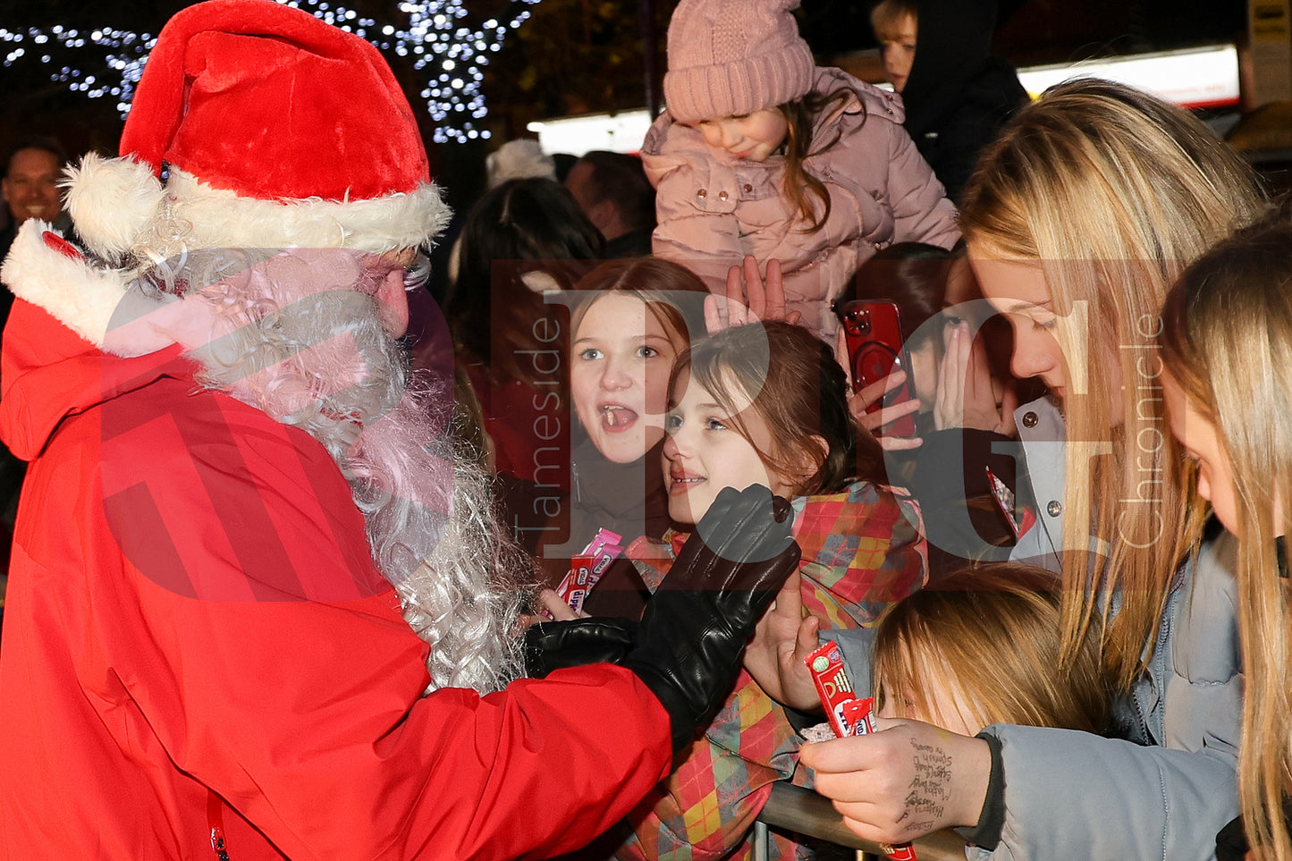 DUKINFIELD LIGHTS SWITCH ON (104).JPG