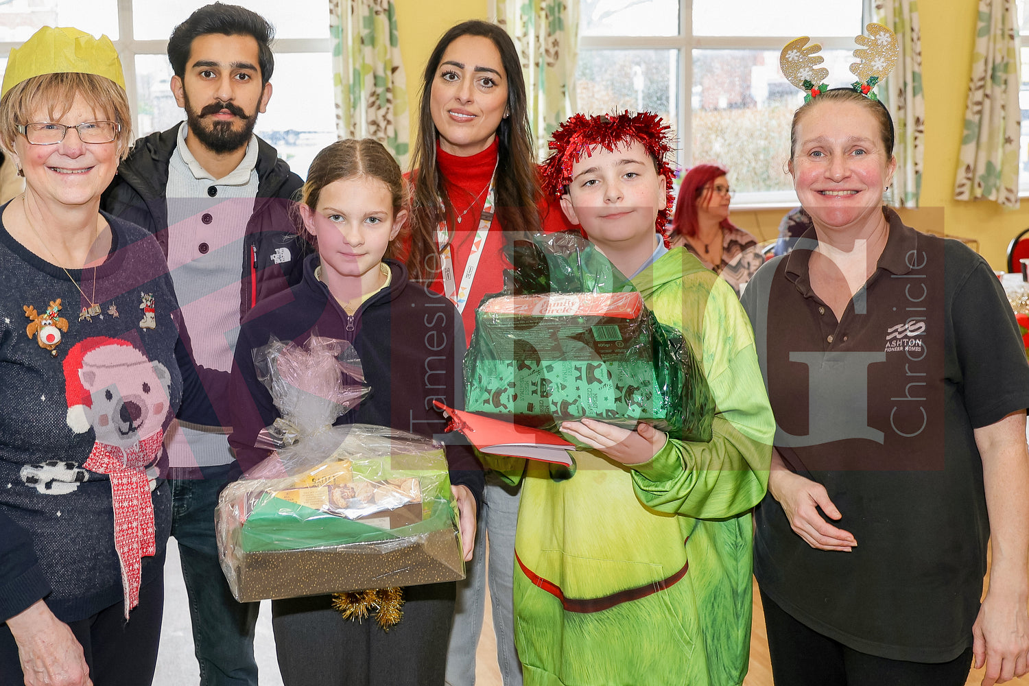 ST. PETERS COMMUNITY XMAS DINNER 2025 (50).JPG