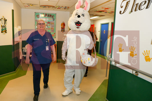 TAMESIDE HOSPITAL CHILDRENS WARD EASTER 2025  (19).JPG