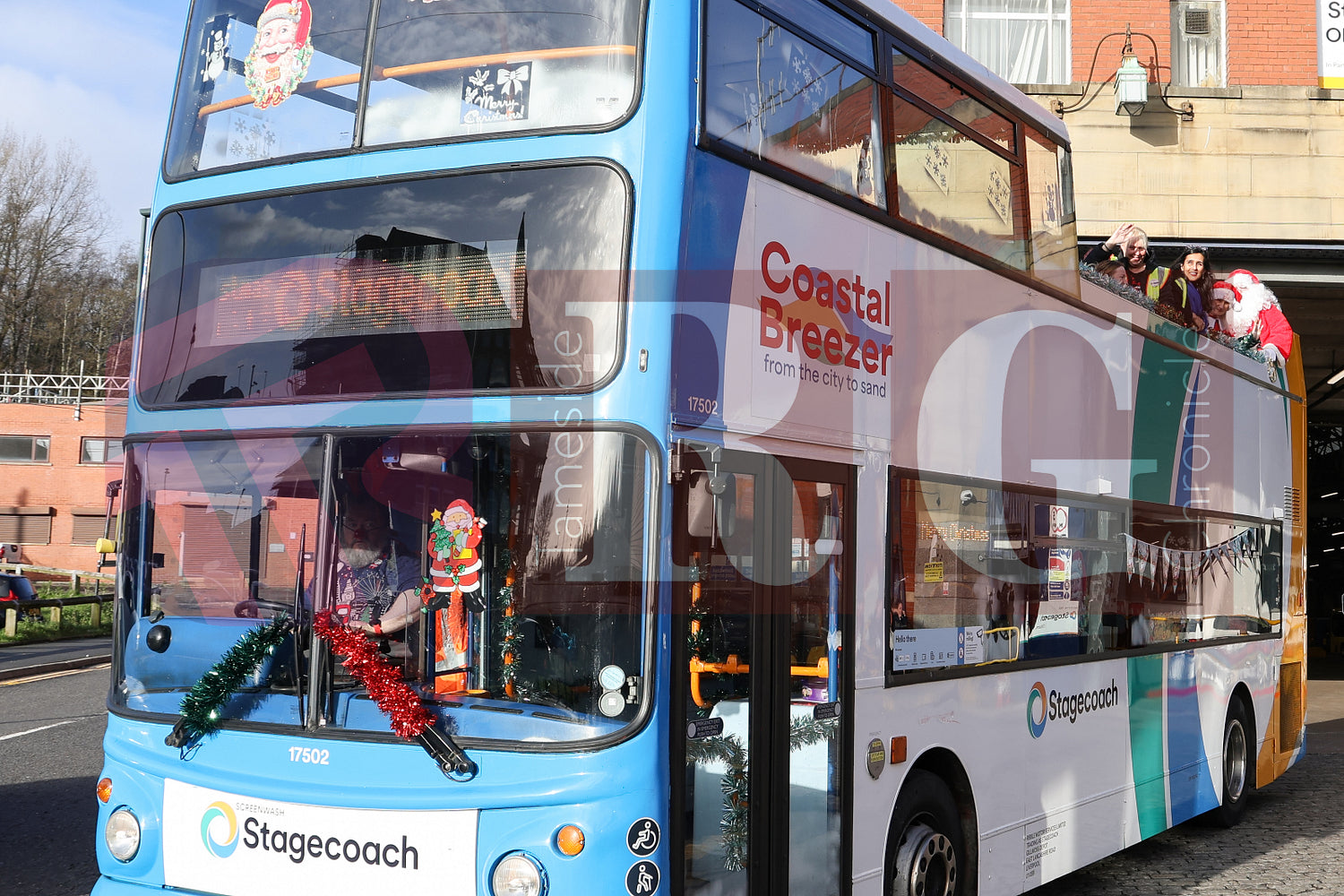 STAGECOACH OLDHAM TOUR WITH SASNTA 2025 (29).JPG