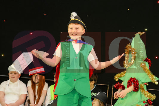 STALYBRIDGE CIVIC HALL SCHOOL PANTOMIME (66).JPG