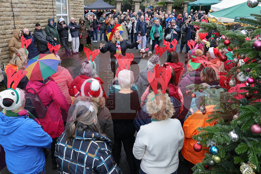 GLOSSOP XMAS  MARKET 2025 (27).JPG