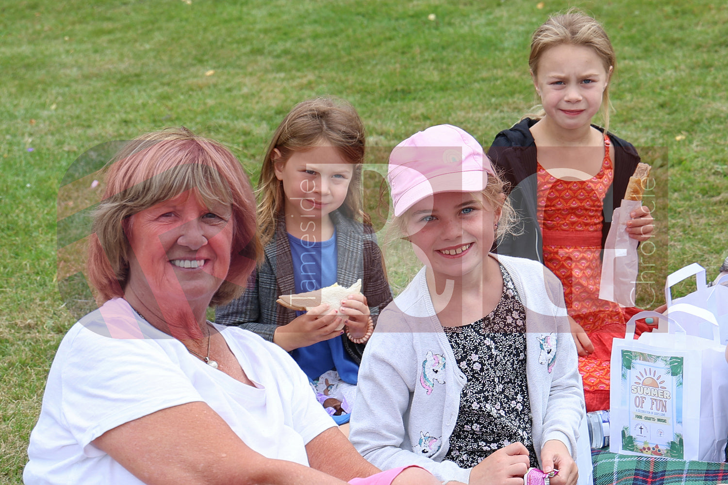 HADFIELD PICNIC IN THE PARK (14).JPG