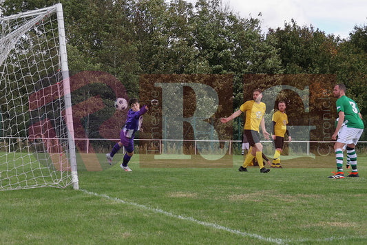 GAMESLEY FOOTBALL FC FAMILY FUN DAY (14).JPG