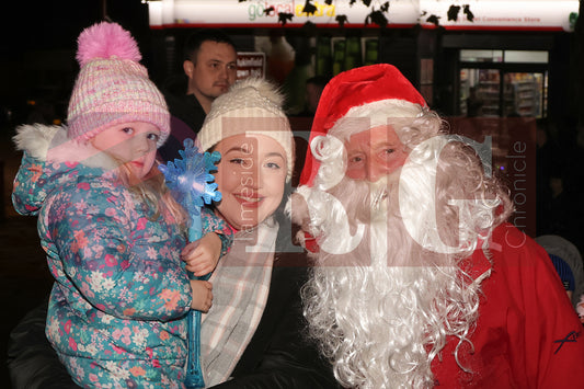 DUKINFIELD LIGHTS SWITCH ON (73).JPG