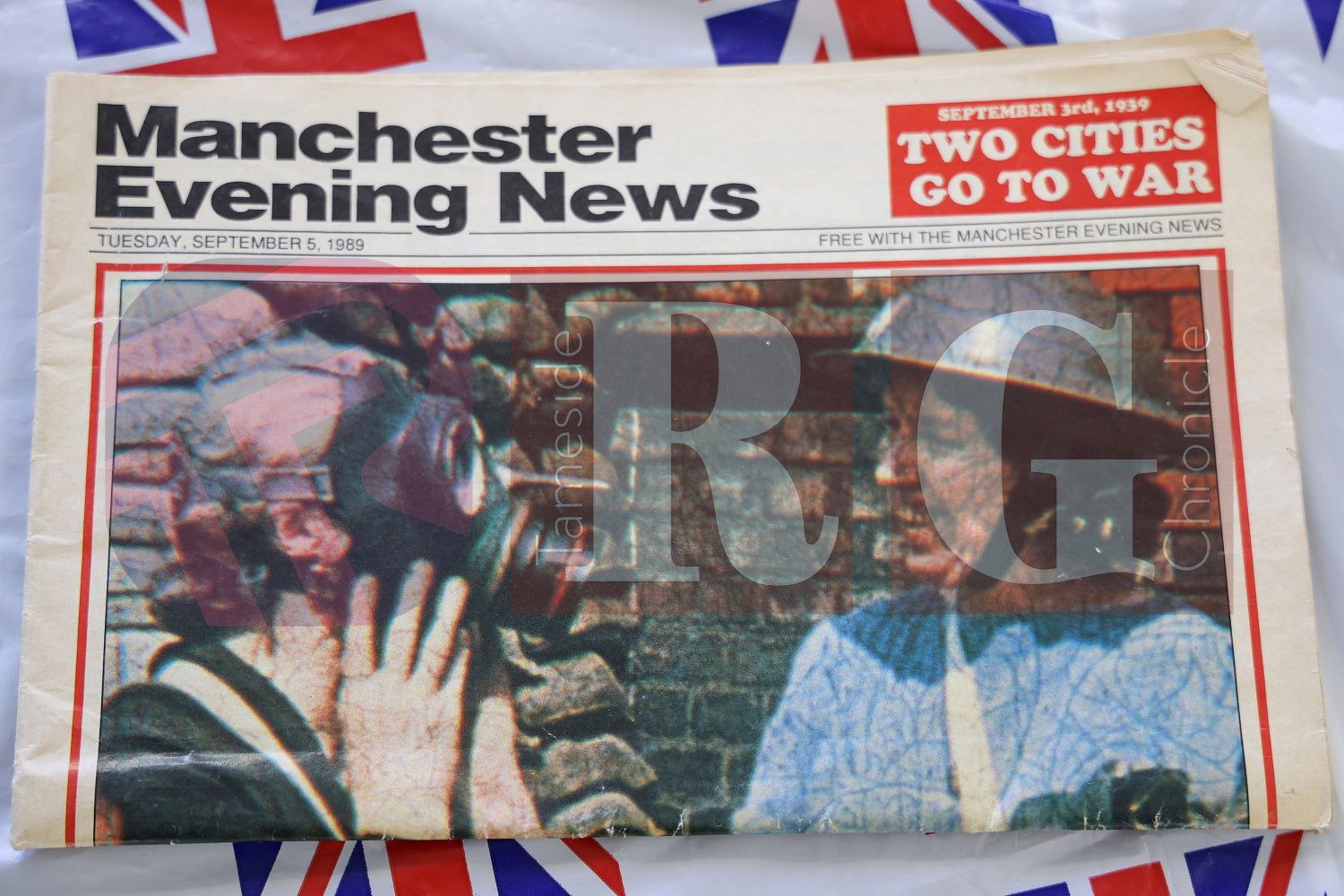 VICTORIA HALL GLOSSOP A PARTY TO REMEMBER (10).JPG