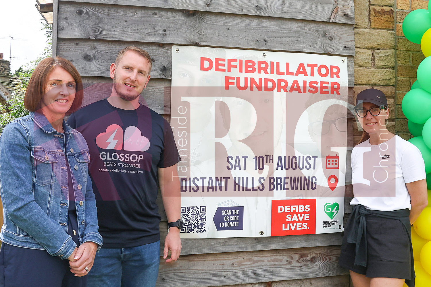 DEFIB FUNDRAISER GLOSSOP (94).JPG