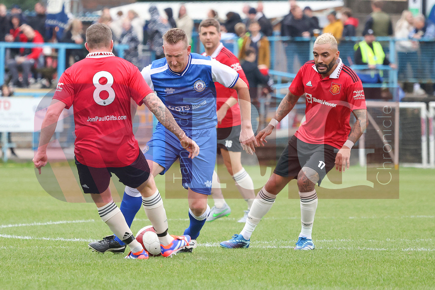 STALYBRIDGE CELTIC LEGENDS V MAN UTD LEGENDS (80).JPG