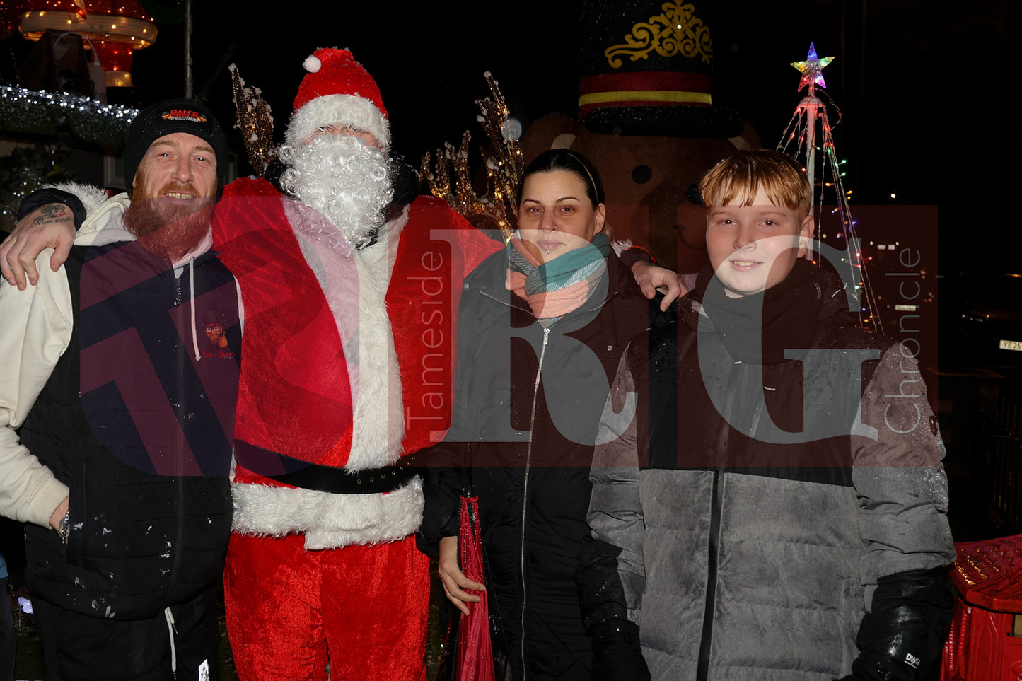 DEWSNAP LANE DUKINFIELD LIGHTS 2025 (14).JPG