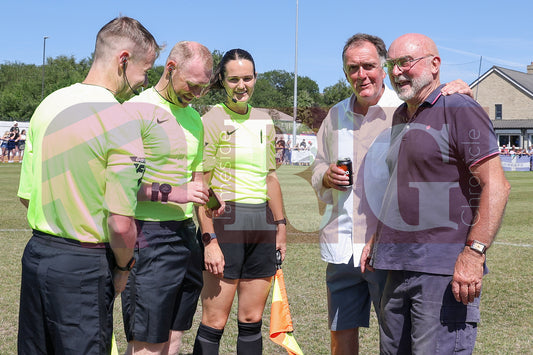 GLOSSOP NORTH EBD V UNITED LEGENDS  (9).JPG