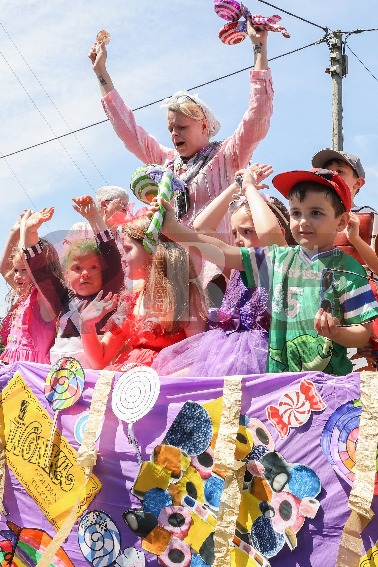 CHARLESWORTH CARNIVAL (34).JPG