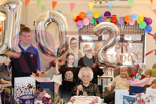 HAPPY 102yrs OLD BIRTHDAY ROSE DUGGAN (7).JPG