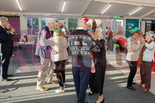 TOGETHER CENTRE DUKINFIELD XMAS DINNER 2025 (83).JPG