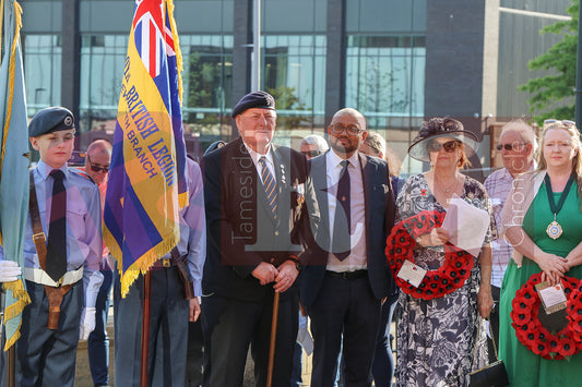 VJ DAY 80 OLDHAM EVENING  (16).JPG