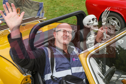 GLOSSOP CAR SHOW (45).JPG