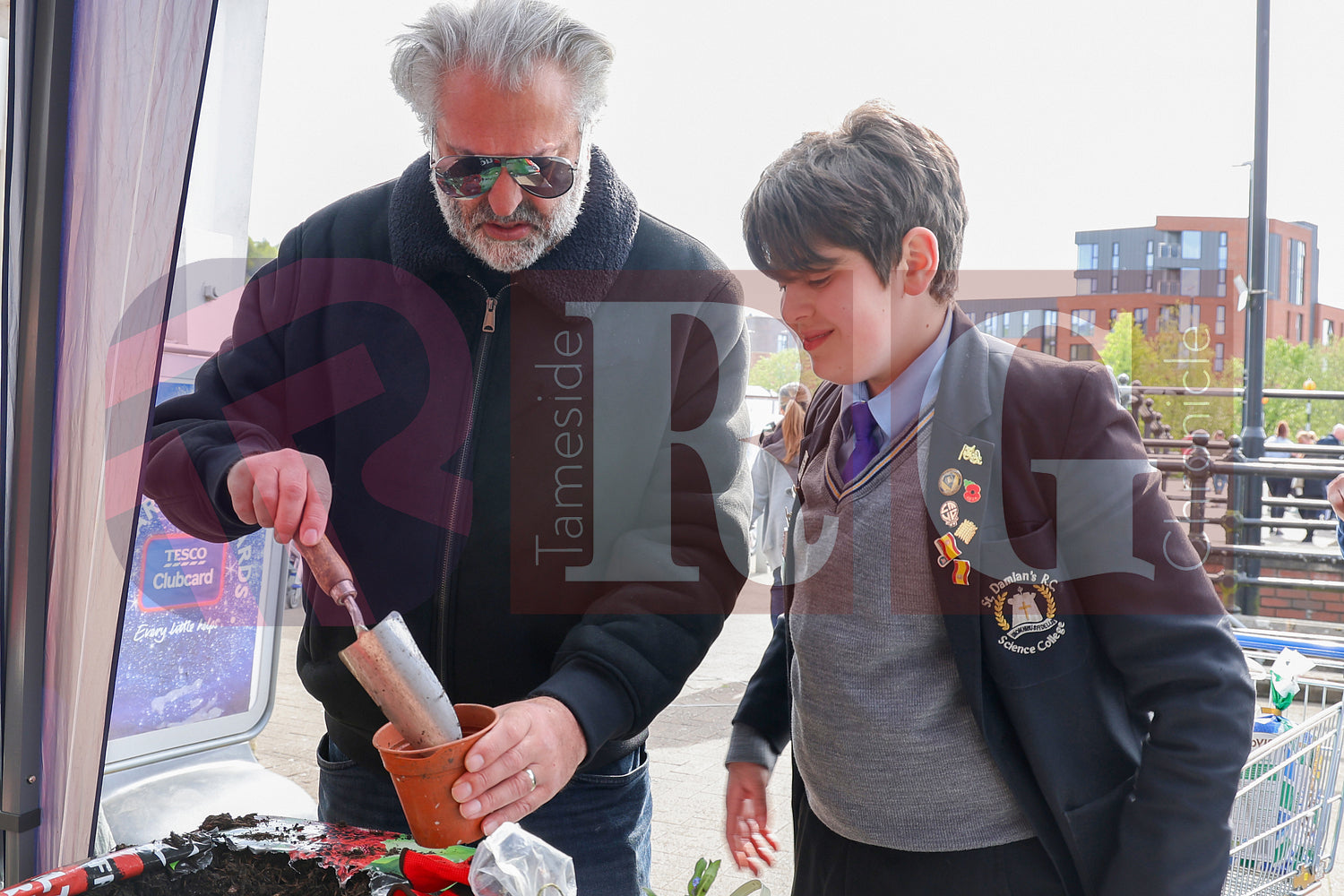PLANT & SWAP EVENT TESCO STALYBRIDGE 2025 (43).JPG