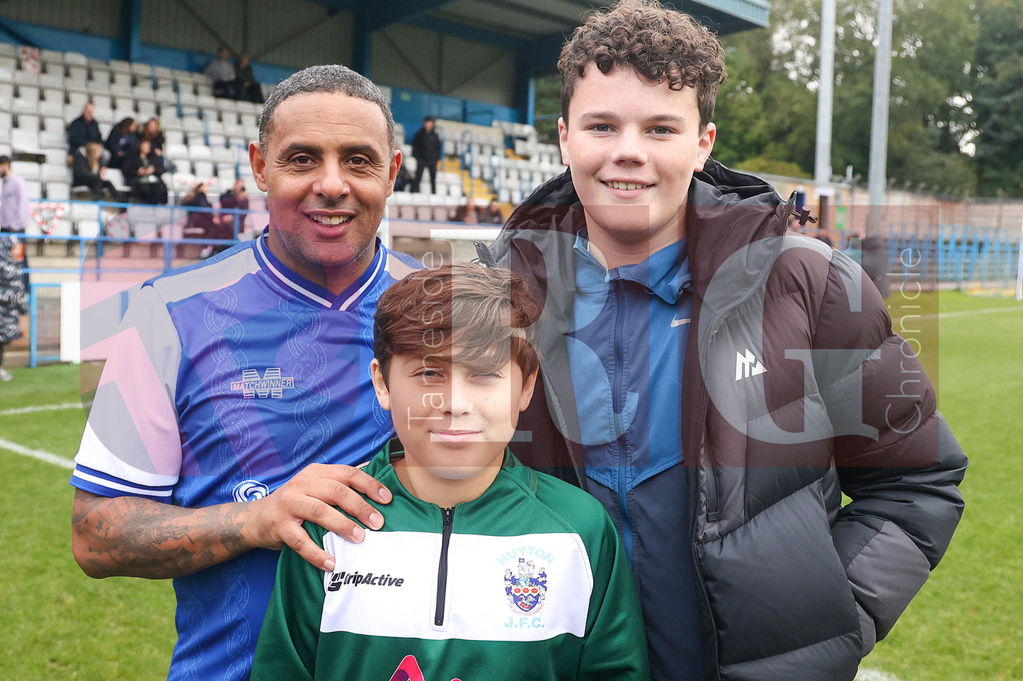 STALYBRIDGE CELTIC LEGENDS V MAN UTD LEGENDS (55).JPG