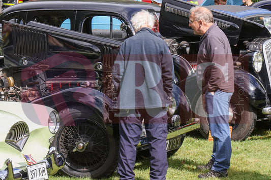 GLOSSOP CAR SHOW (69).JPG