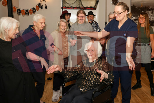 HAPPY 102yrs OLD BIRTHDAY ROSE DUGGAN (53).JPG