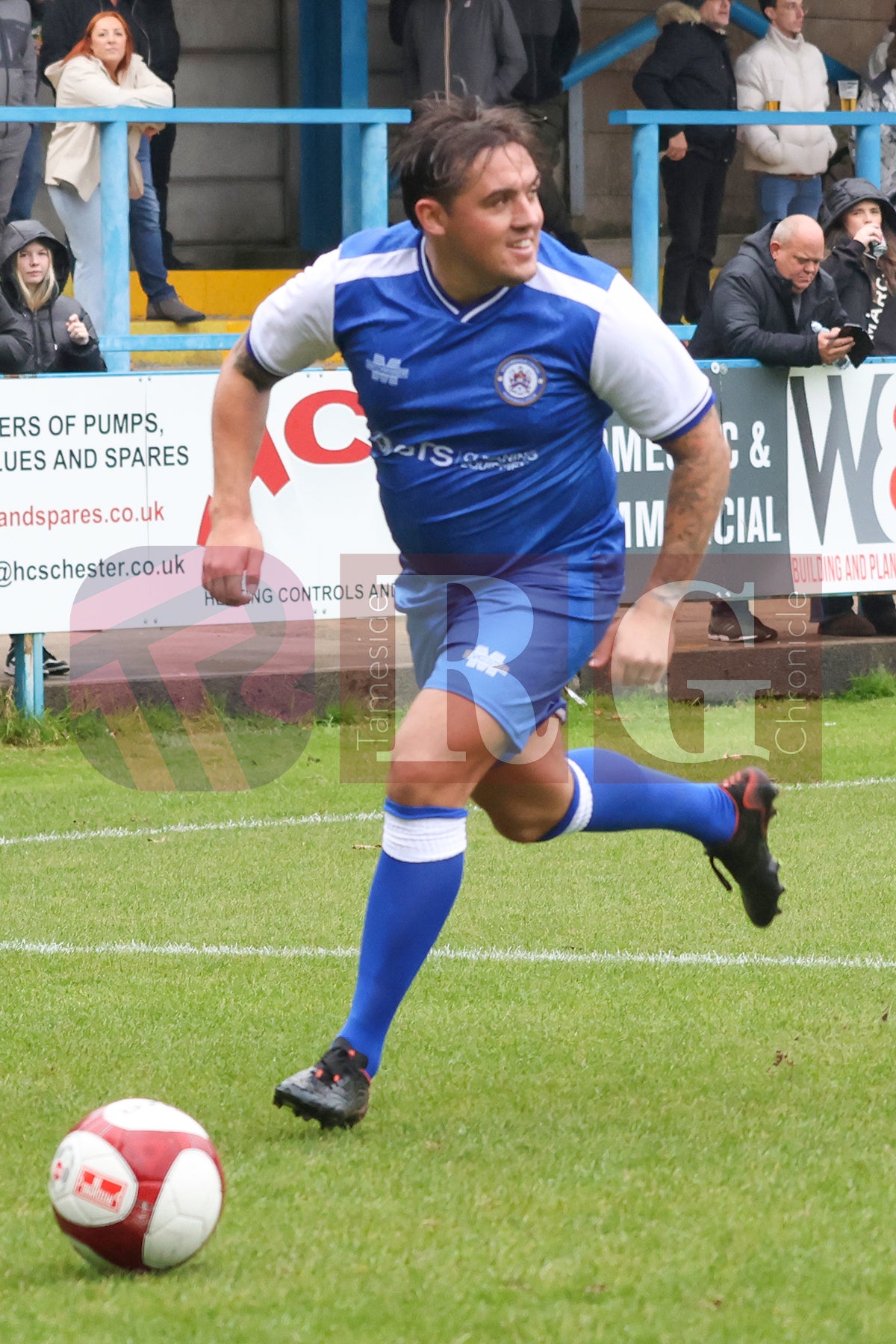 STALYBRIDGE CELTIC LEGENDS V MAN UTD LEGENDS (136).JPG