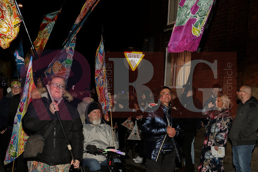 LANTERN PARADE STALYBRIDGE (84).JPG
