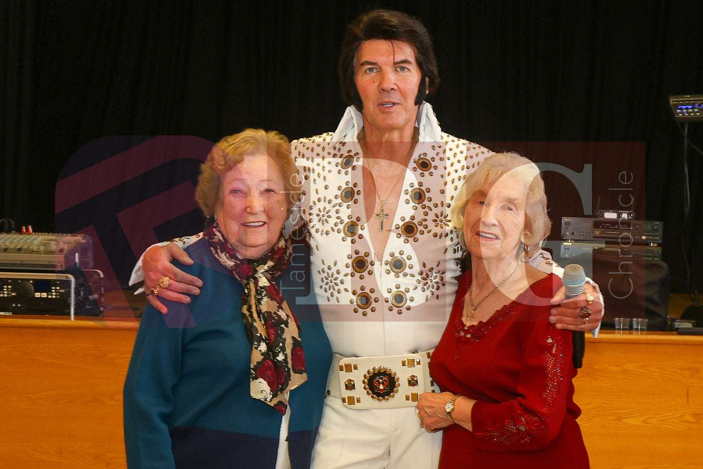 95TH BIRTHDAY DUKINFIELD TOWN HALL ELVIS  (20).JPG
