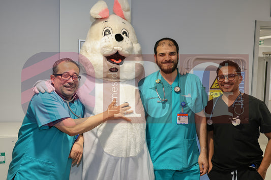 TAMESIDE HOSPITAL CHILDRENS WARD EASTER STAGECOACH (58).JPG